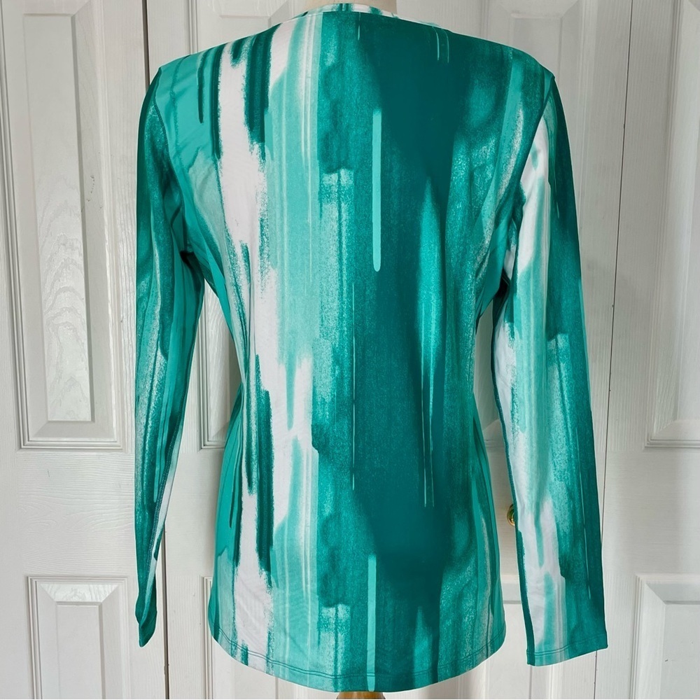 Under Armour Teal and White Long Sleeve Top - Picture 3 of 14